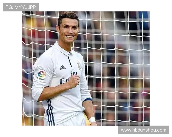 C罗荣膺全场最佳称个人奖项不重要目标是赢得联赛冠军 C罗荣膺全场最佳称个人奖项不重要目标是赢得联赛冠军